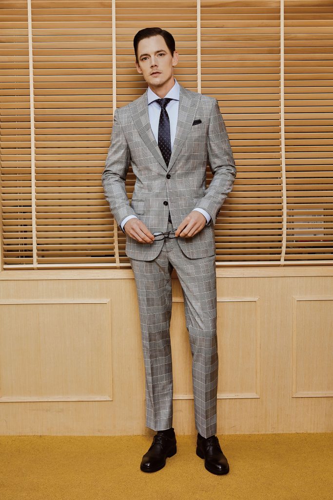 Grey Check Suit – Tailored Excellence for Modern Gentlemen