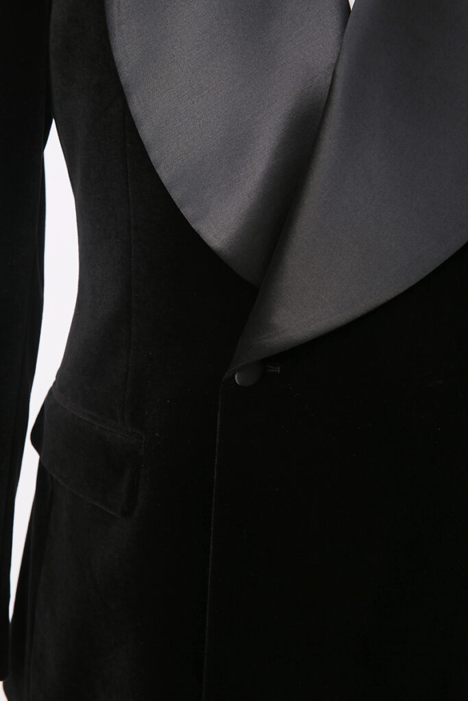 Extra Large Shall Lapel Velvet Jacket