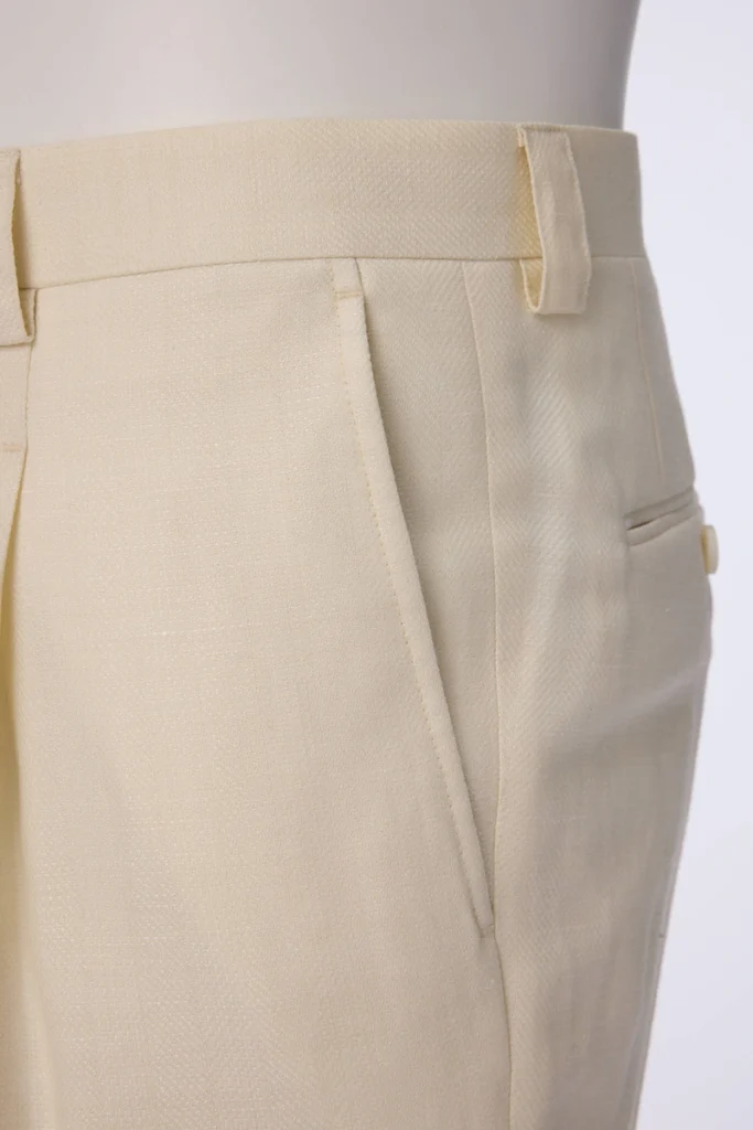 Cream Wool-Linen Herringbone Pleated Shorts